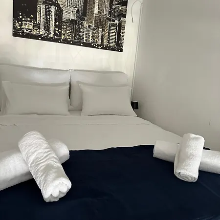 Luka Apartment *